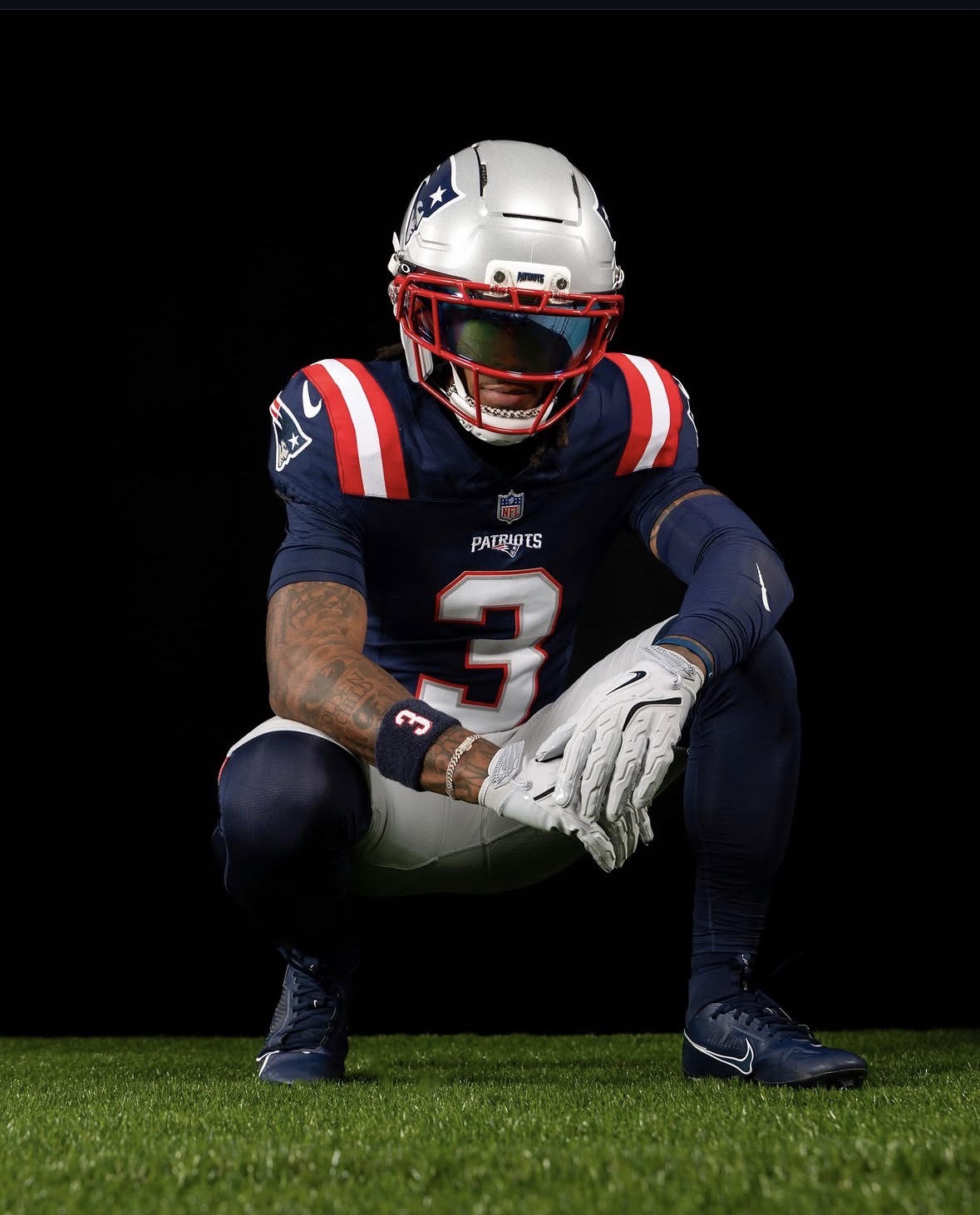 DeMario Douglas